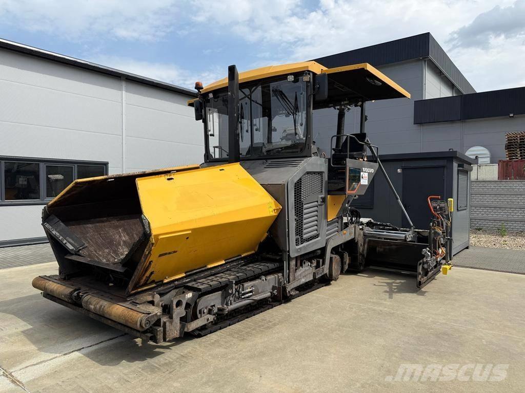 Volvo P 7820 D Asfalt sericiler