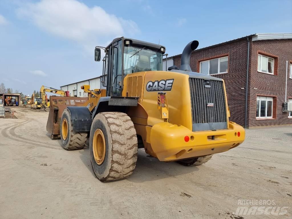 CASE 821 FXR Tekerlekli yükleyiciler