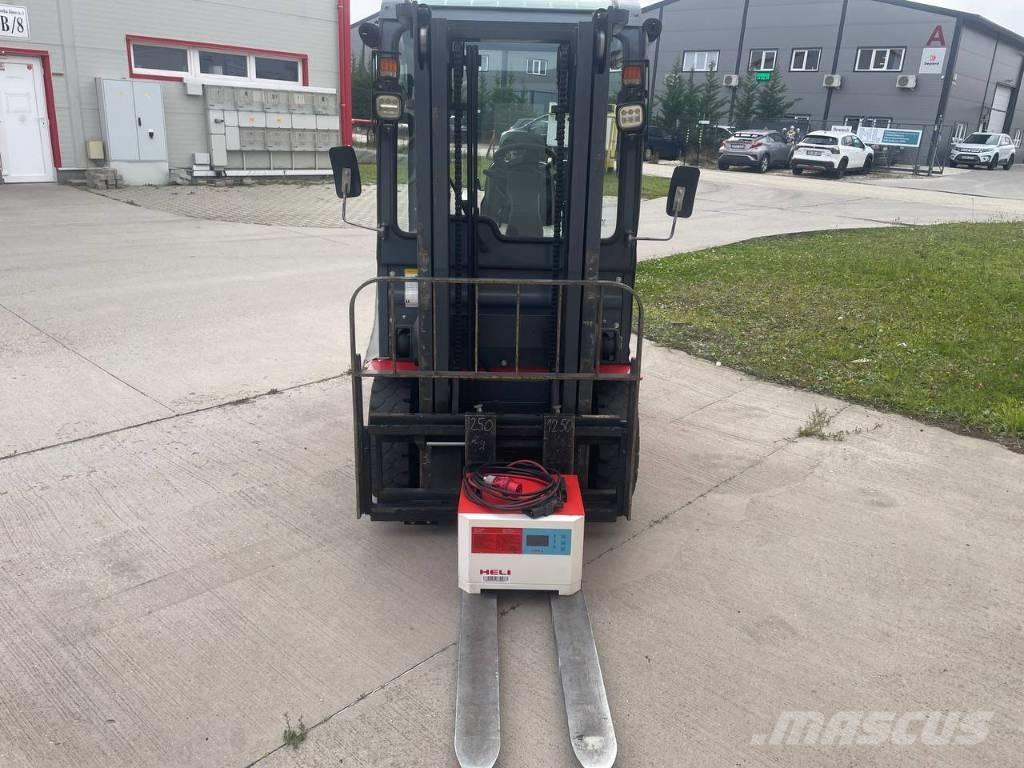 Heli CPD 25 Elektrikli forkliftler