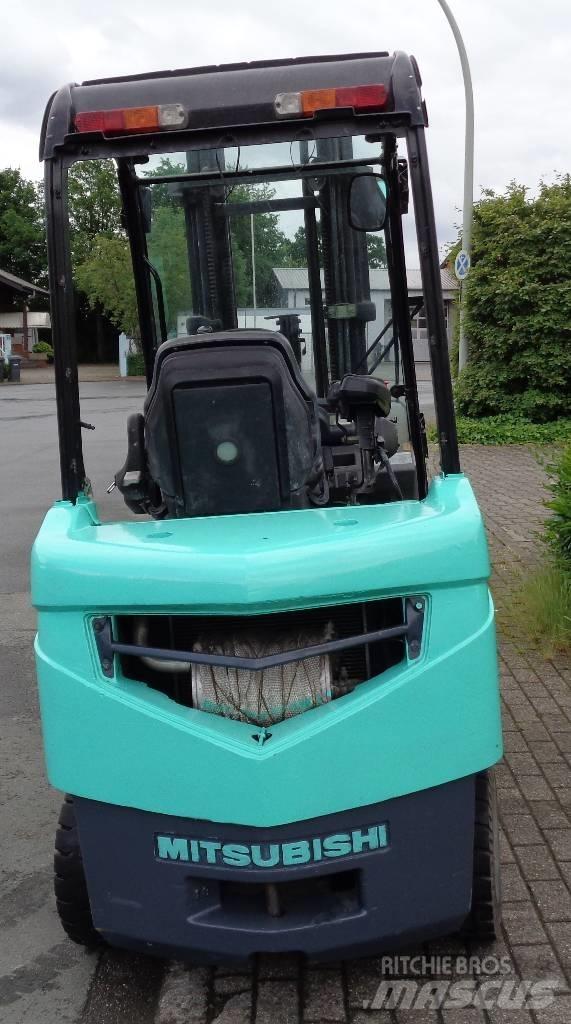 Mitsubishi FD 18 N Dizel forkliftler