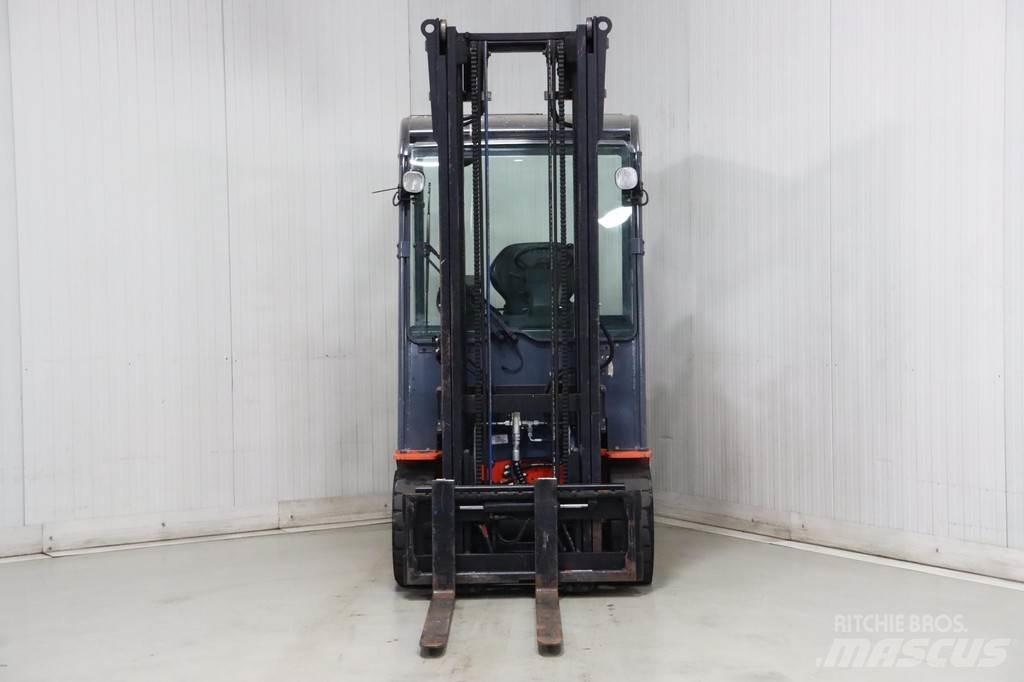 Toyota 8FBMKT25 Elektrikli forkliftler