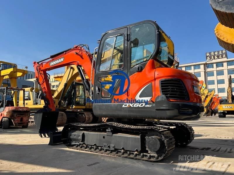 Doosan DX 60 Mini ekskavatörler, 7 tona dek