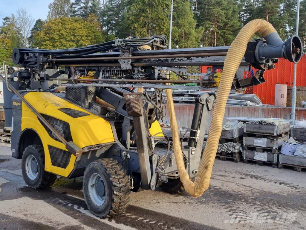 Epiroc FlexiROC T20R Sondaj kuleleri