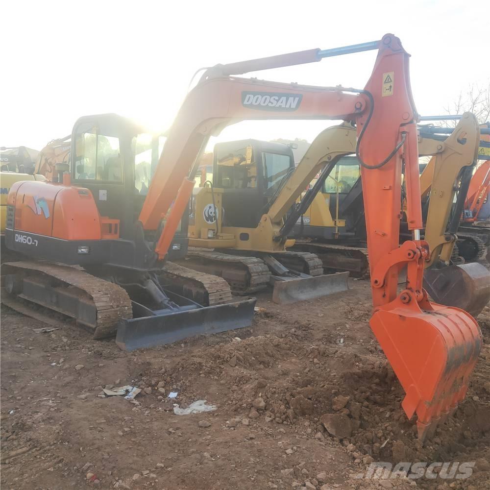 Doosan DH60-7 Mini ekskavatörler, 7 tona dek