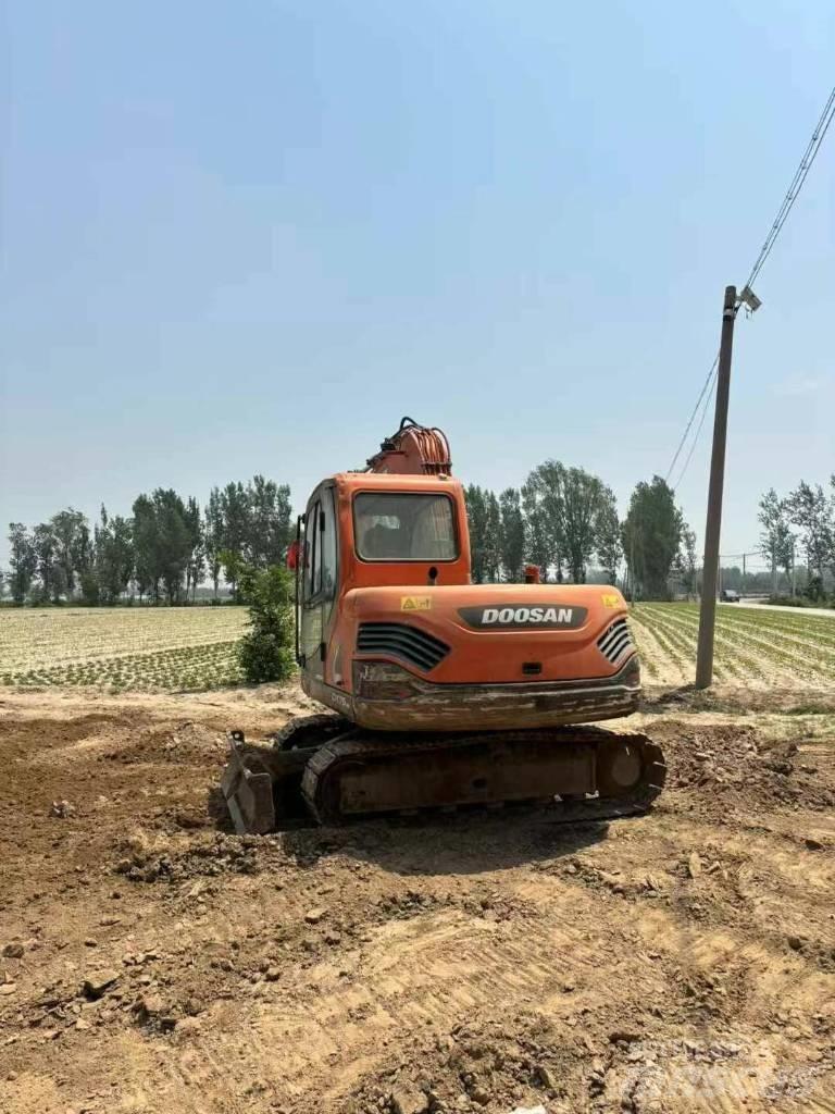 Doosan DX 75-9 Paletli ekskavatörler