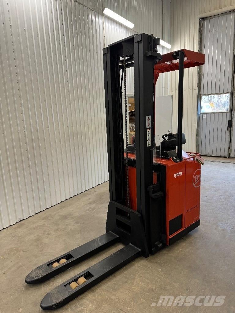 Toyota SSE160 Akülü depo ekipmanları