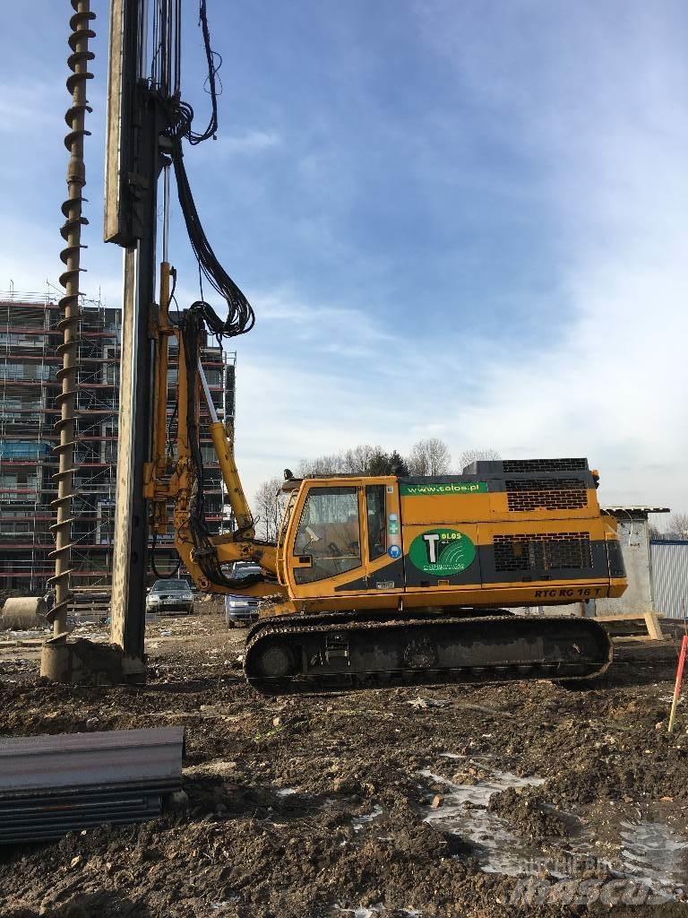 Bauer RTG 16 T Titreşimli kazık çakıcıları
