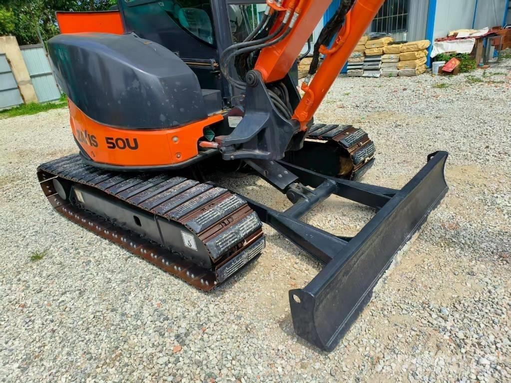 Hitachi ZX 50 U-3 B Mini ekskavatörler, 7 tona dek