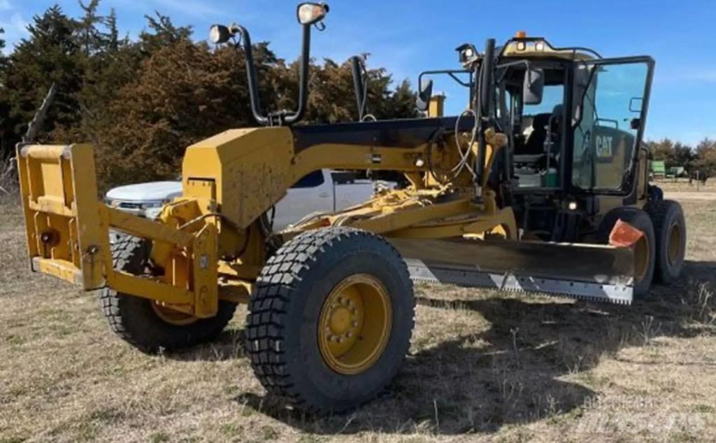 CAT 140M Greyderler