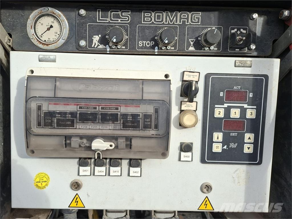 Bomag BF 300 C Küçük asfalt makinalari