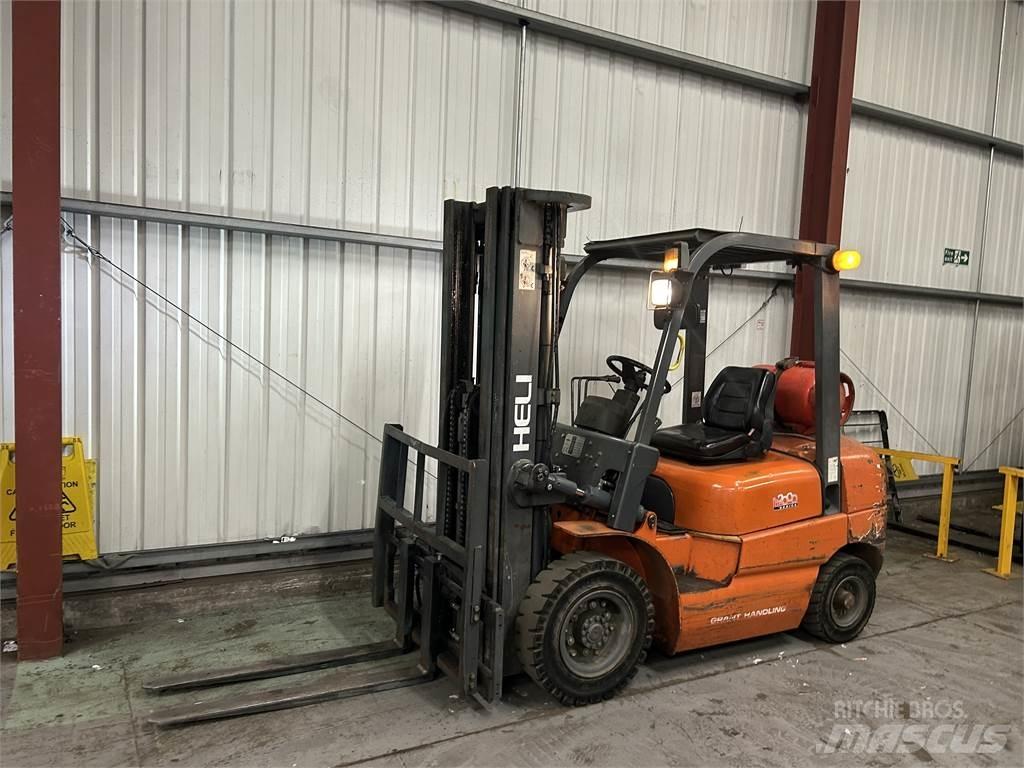 Heli HFG25 LPG'li forkliftler