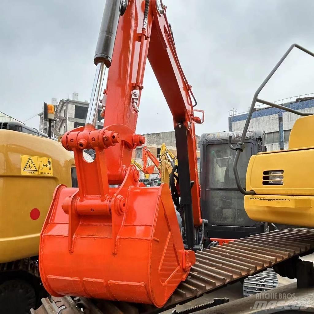 Hitachi ZX 50 Mini ekskavatörler, 7 tona dek