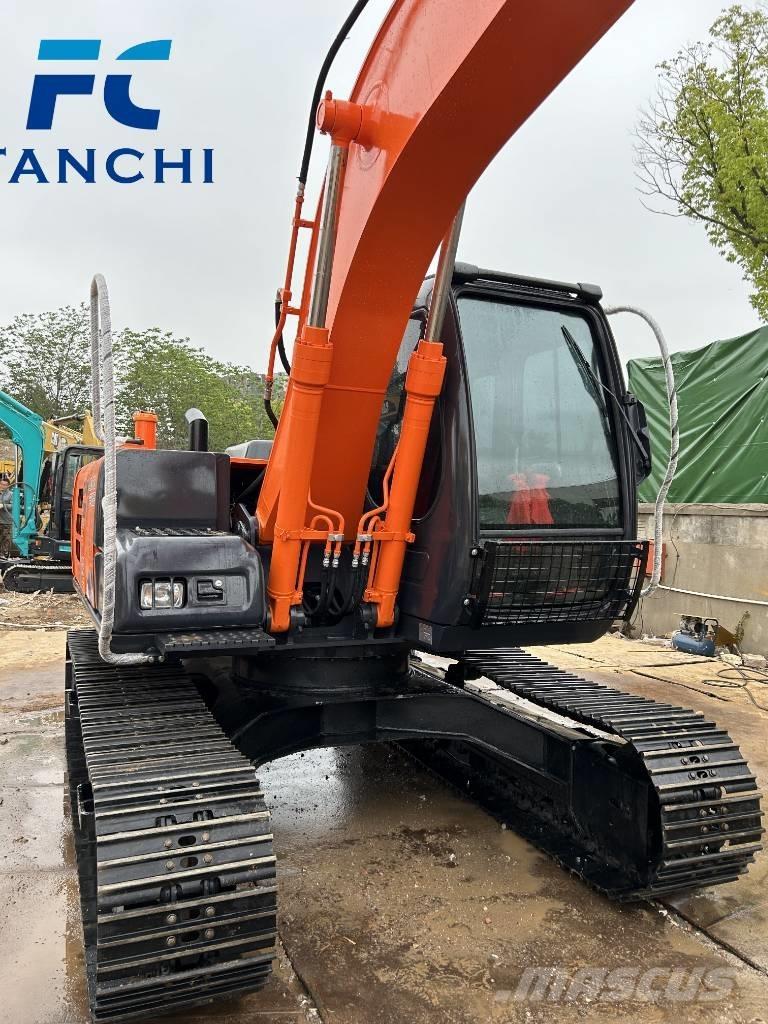 Hitachi ZX 120 Paletli ekskavatörler