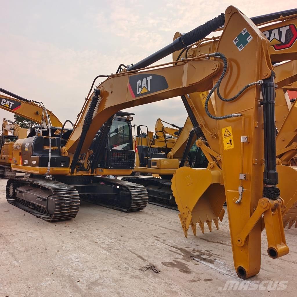 CAT 320D Paletli ekskavatörler