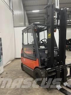 Toyota 7FBM30 Elektrikli forkliftler