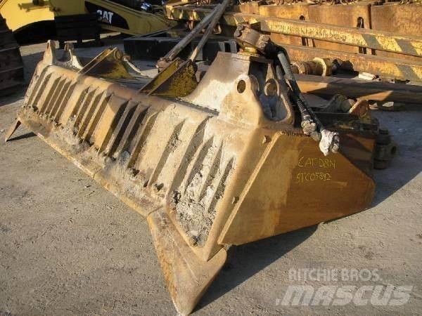 CAT D8N Paletli dozerler
