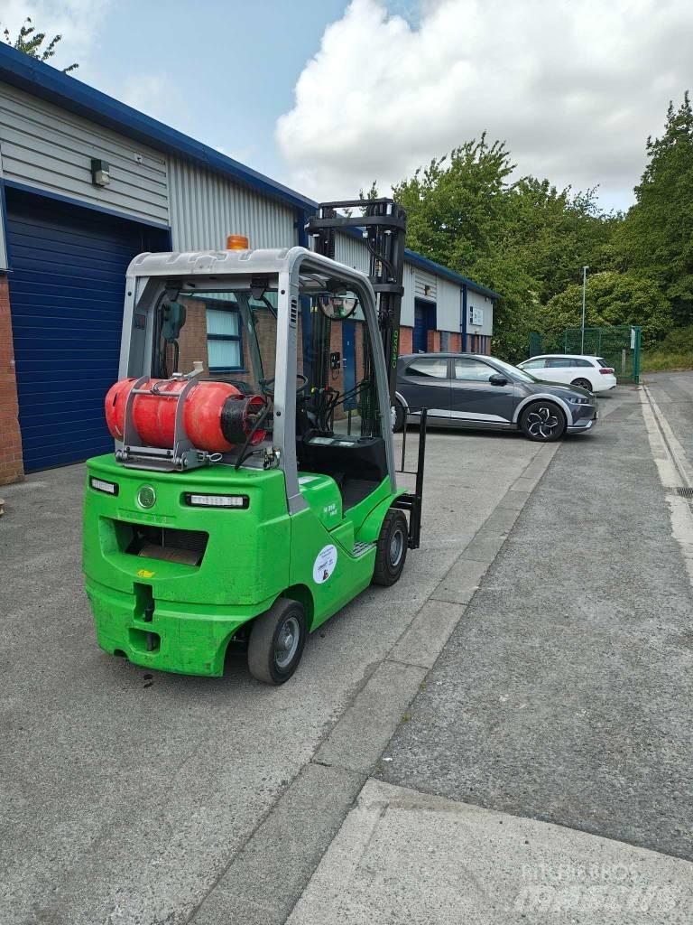 Cesab M 318 G LPG'li forkliftler
