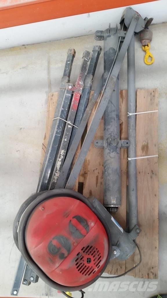  MOM M-III PLUMA 500 Diger