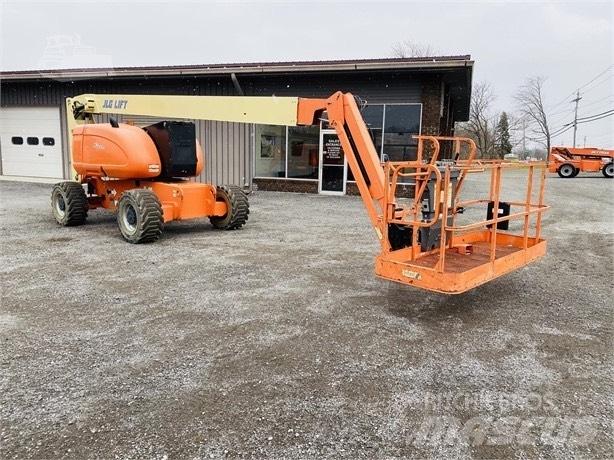 JLG 800 AJ Körüklü personel platformları
