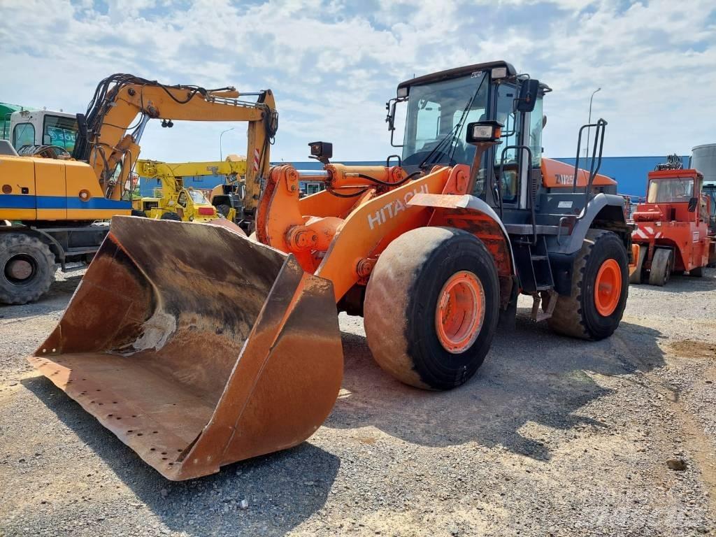 Hitachi ZW250 Tekerlekli yükleyiciler