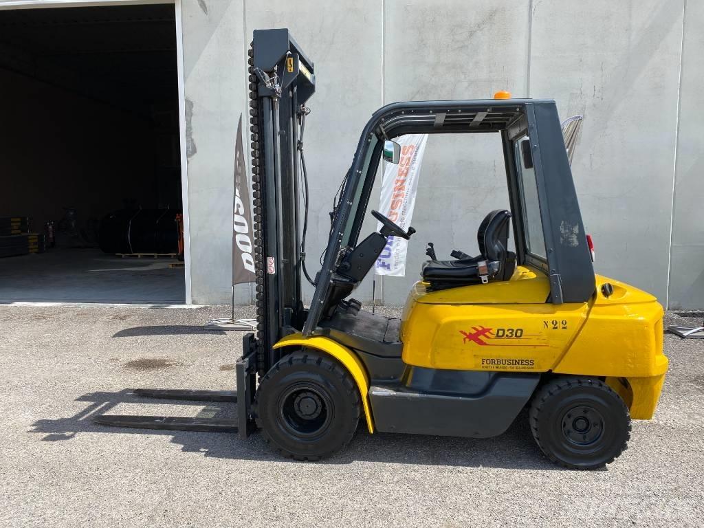 OM XD30 Dizel forkliftler