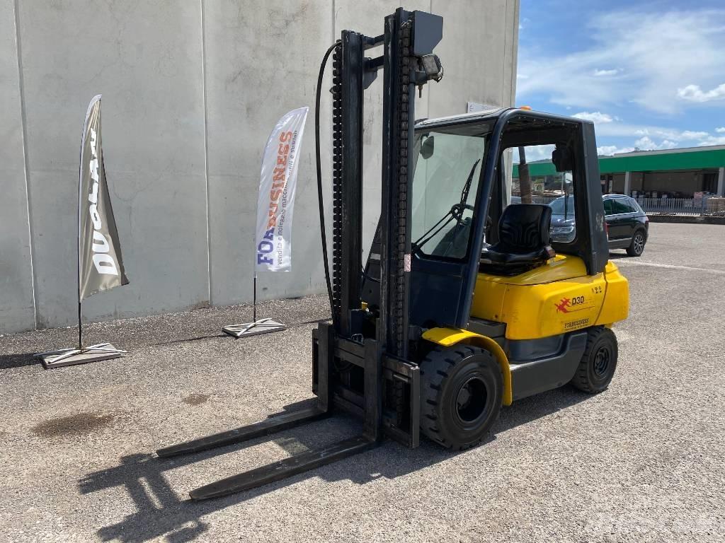 OM XD30 Dizel forkliftler
