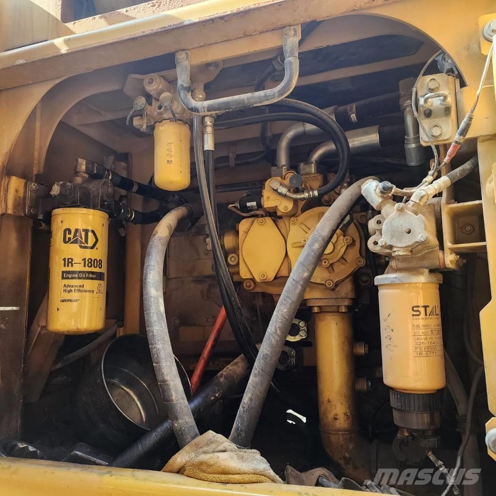 CAT 349F Paletli ekskavatörler