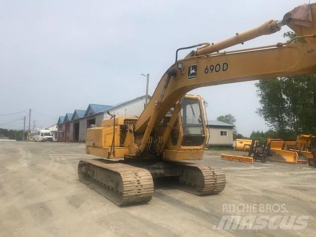 John Deere 690 D Paletli ekskavatörler