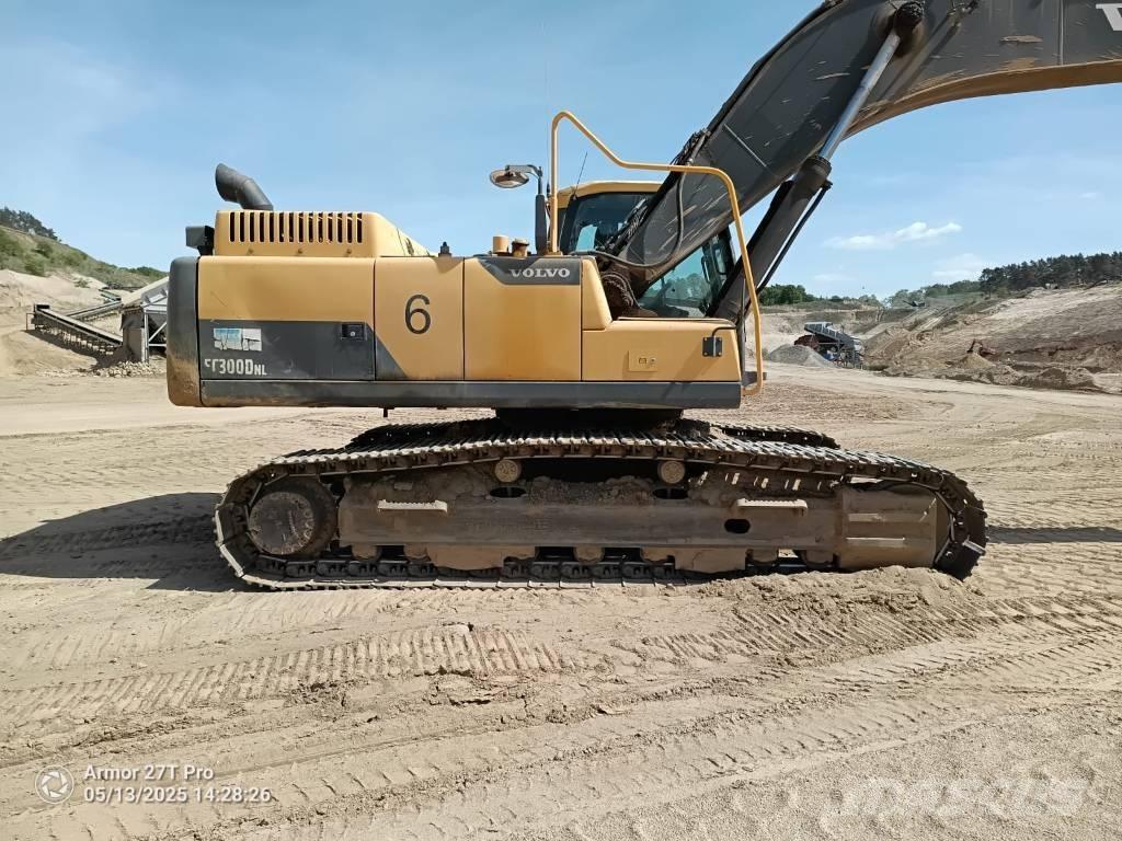 Volvo EC 300 D N L Paletli ekskavatörler