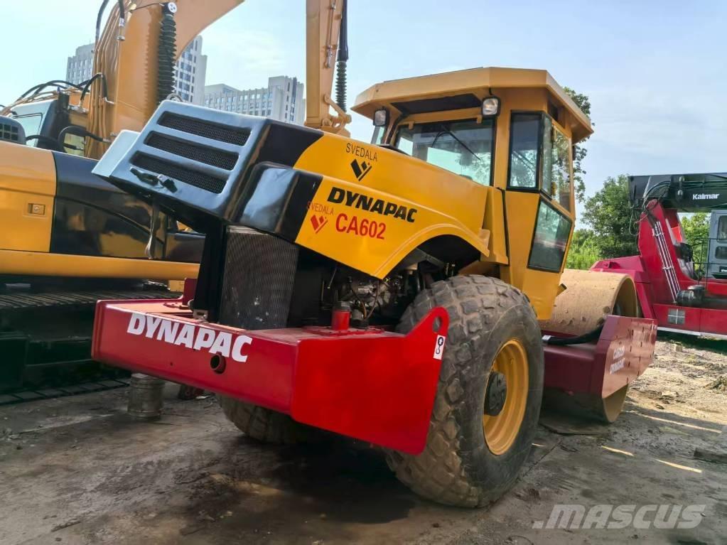 Dynapac CA 602 D Tek tamburlu silindirler