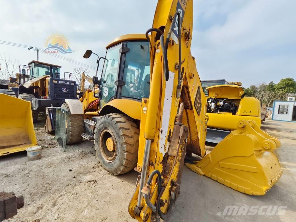 JCB 4CX Kazıcı yükleyiciler - beko loder