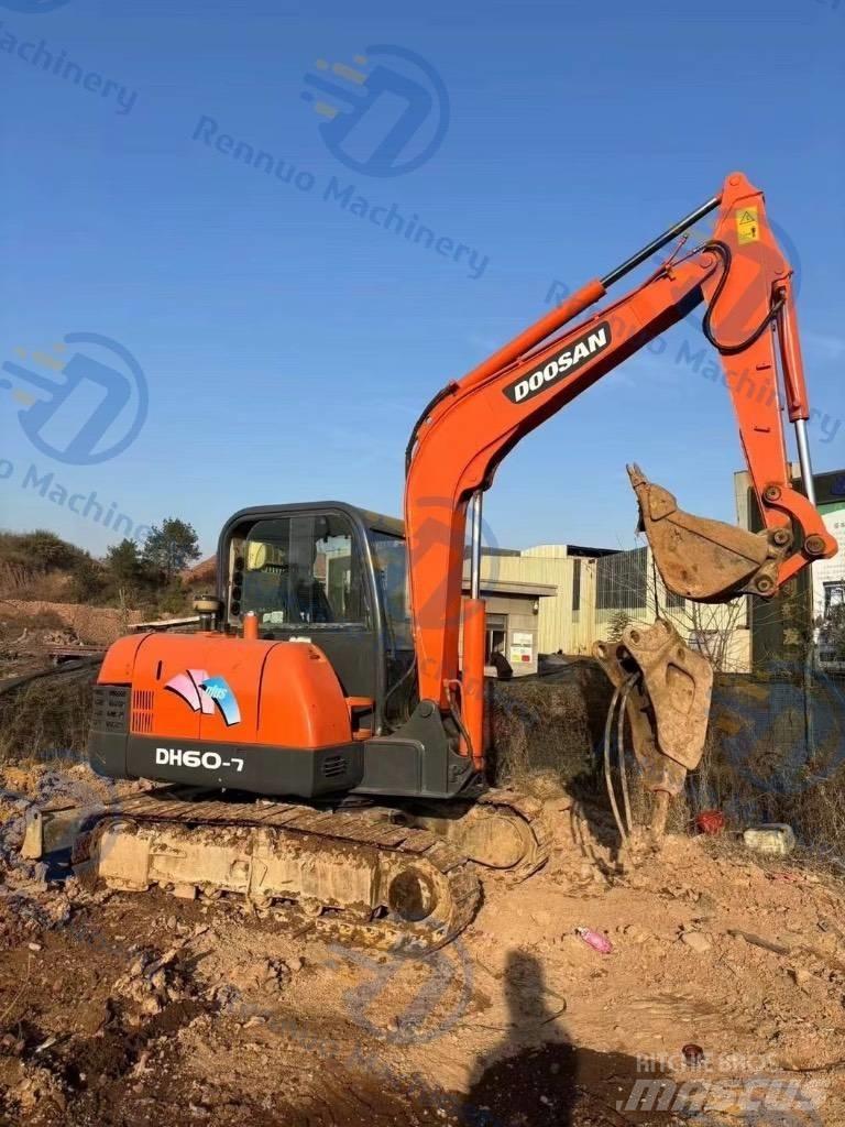 Doosan DH 60 Paletli ekskavatörler