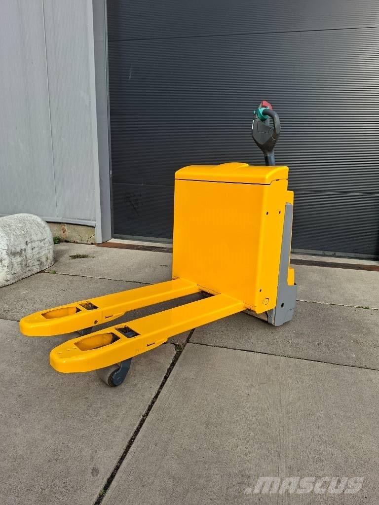 Jungheinrich EJE 116 Düsük seviye kaldirici