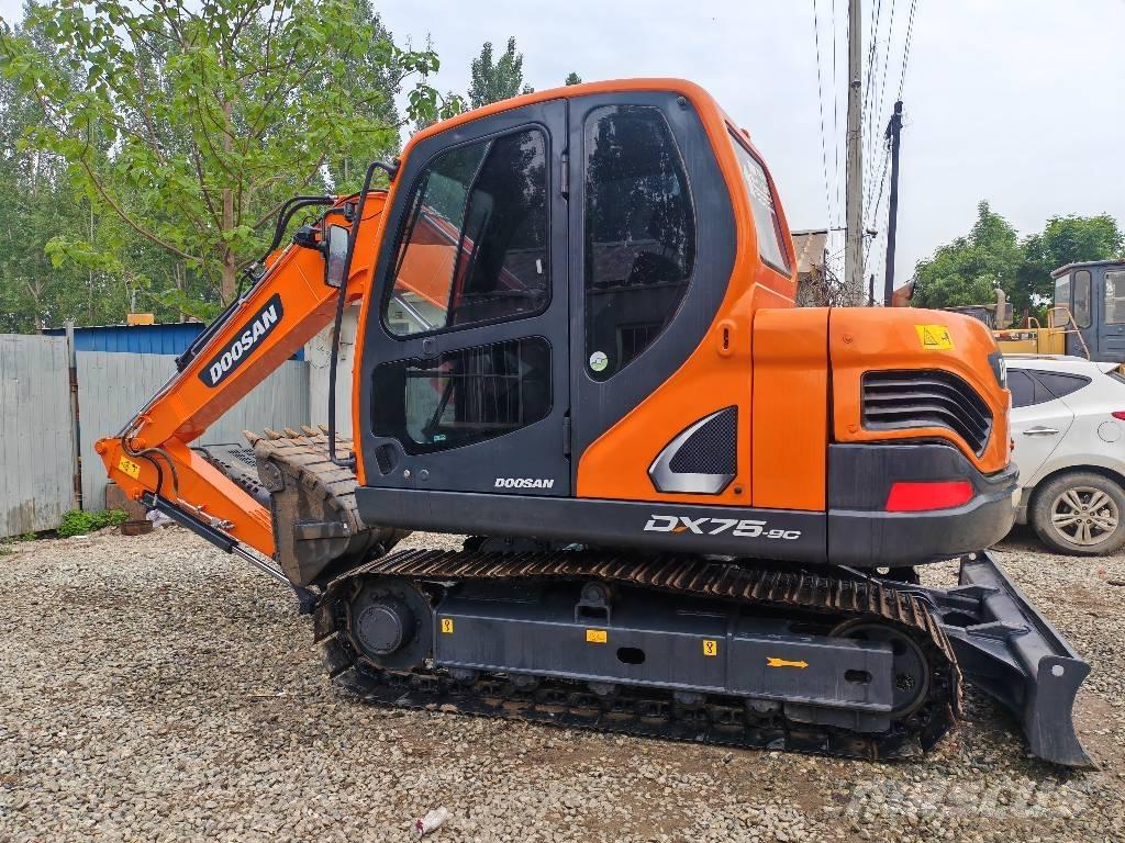 Doosan DX75-9C Midi ekskavatörler 7 - 12 t