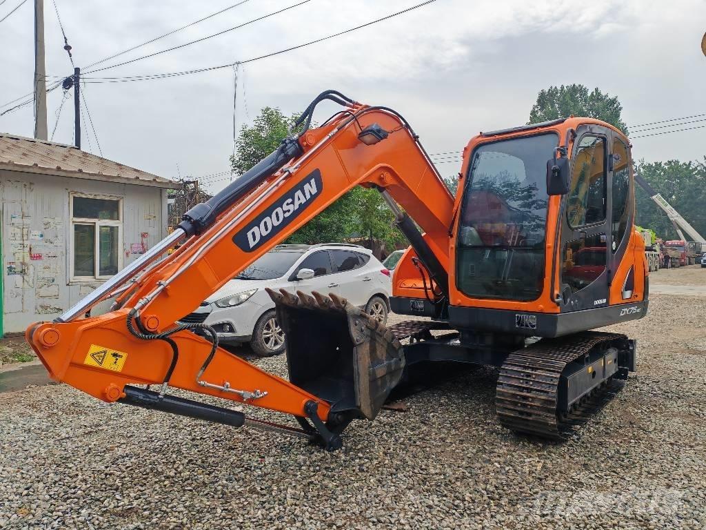 Doosan DX75-9C Midi ekskavatörler 7 - 12 t