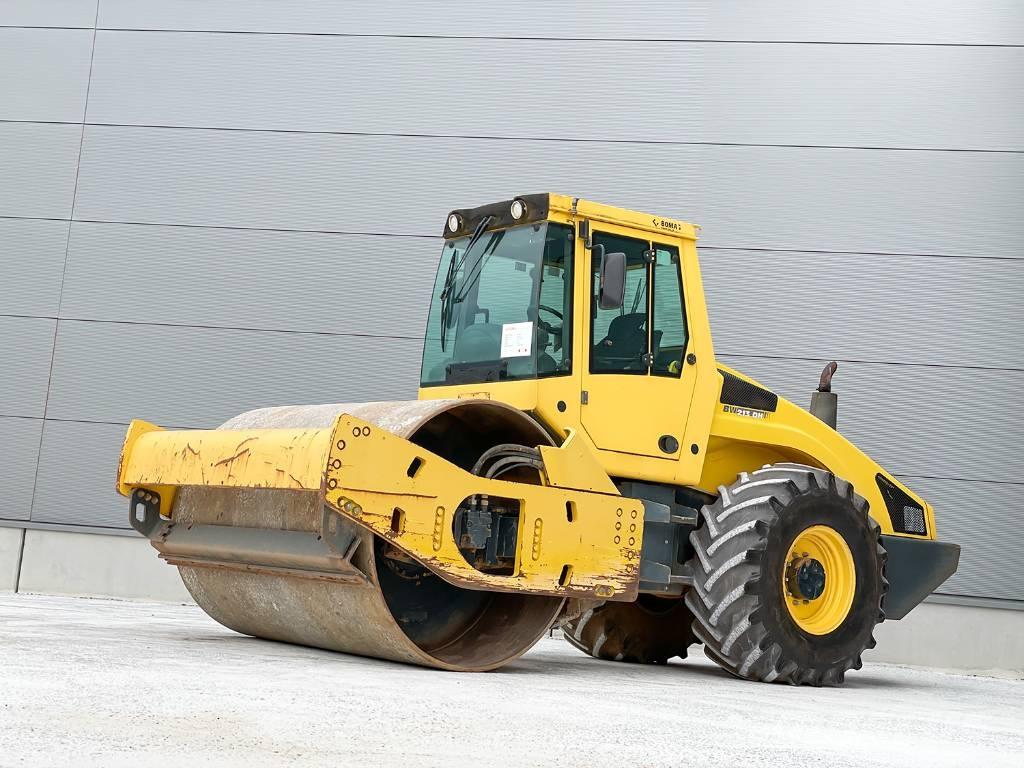 Bomag BW 213 DH-4 Tek tamburlu silindirler