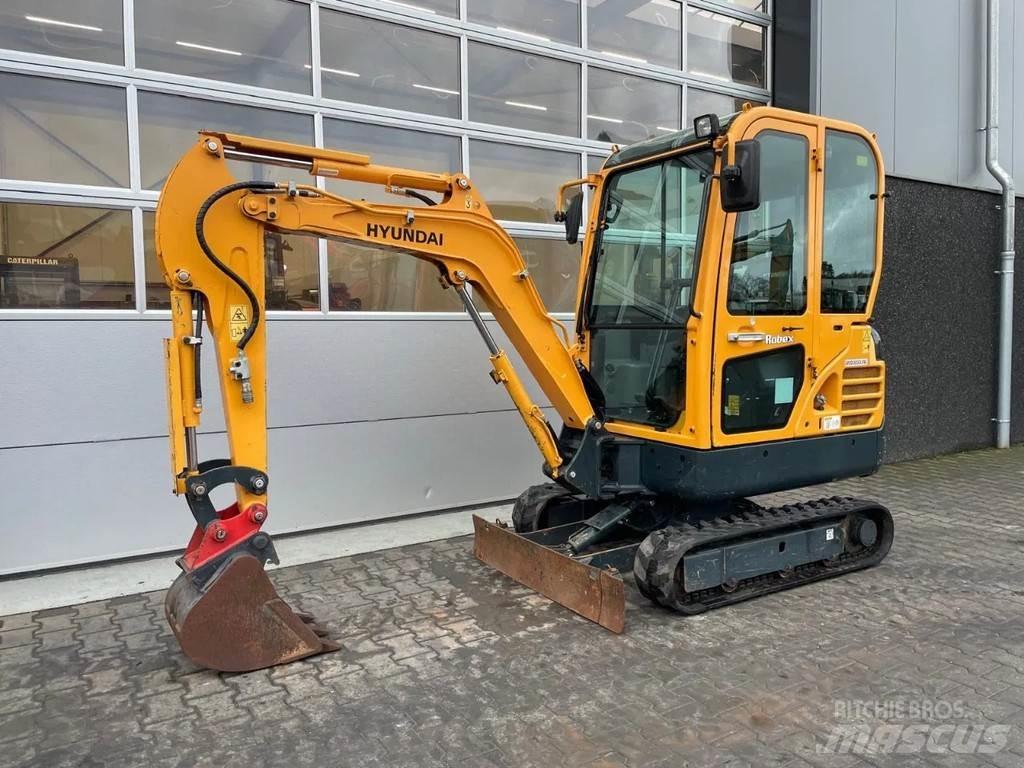 Hyundai Robex18 Mini ekskavatörler, 7 tona dek