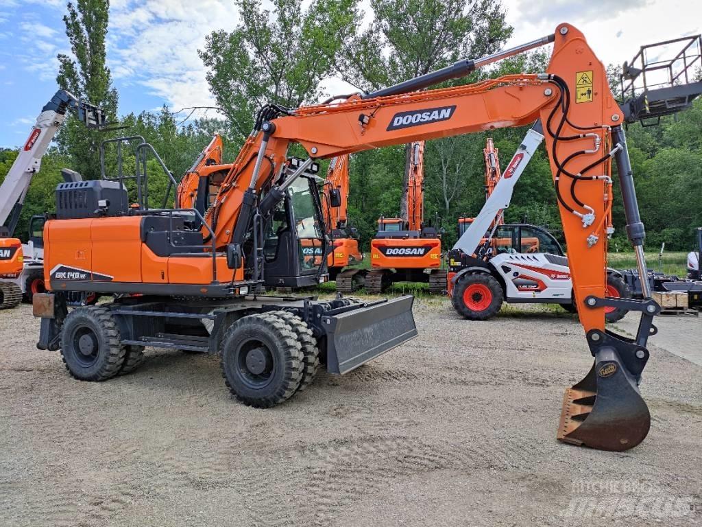 Doosan DX140W-7 Lastik tekerli ekskavatörler