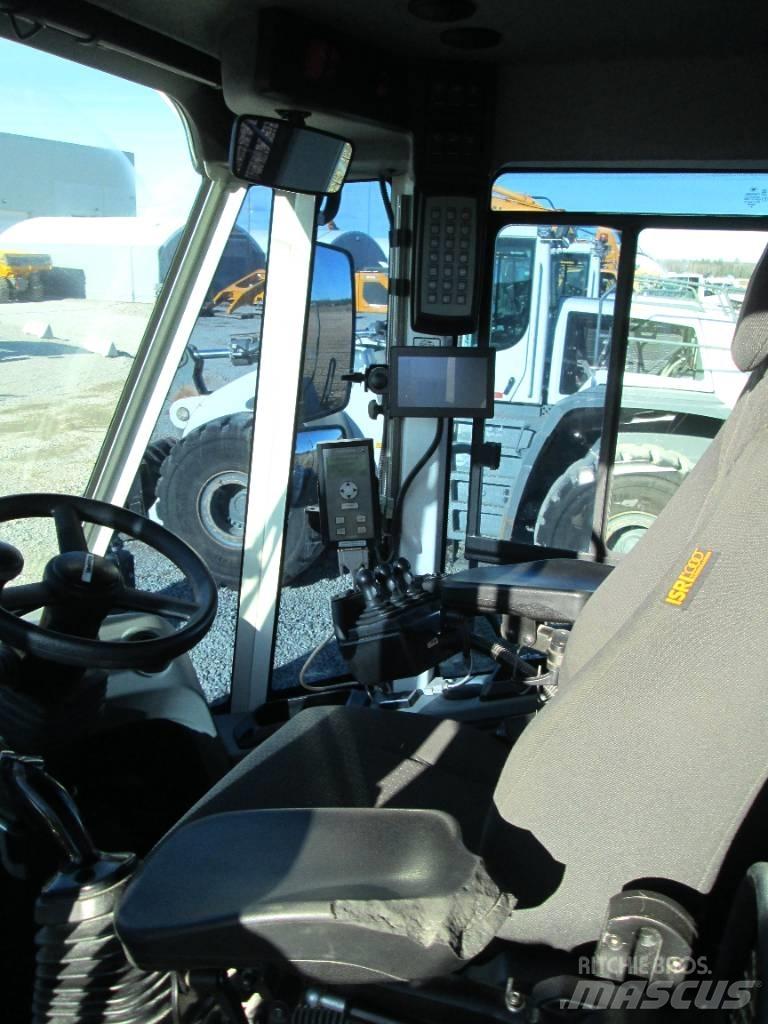 Liebherr L586 XPower Tekerlekli yükleyiciler