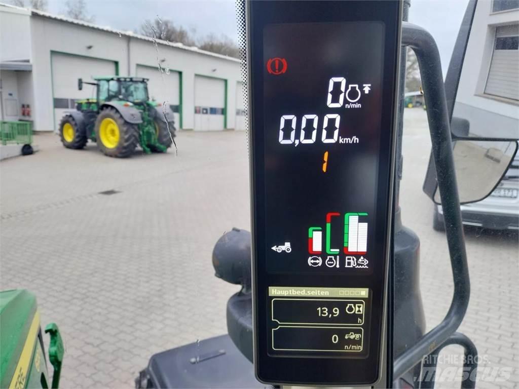 John Deere 6120M Traktörler