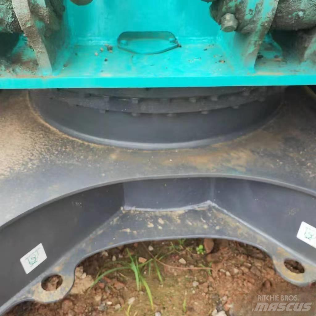 Kobelco SK 200 Paletli ekskavatörler