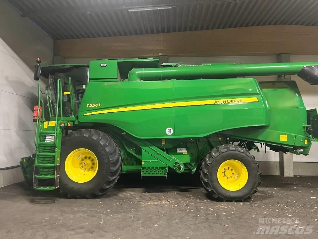 John Deere T550i Biçerdöverler