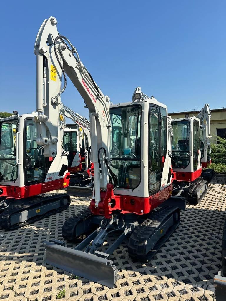 Takeuchi TB 225 V0 Mini ekskavatörler, 7 tona dek