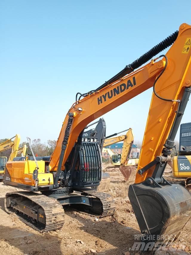 Hyundai R220-9 Paletli ekskavatörler