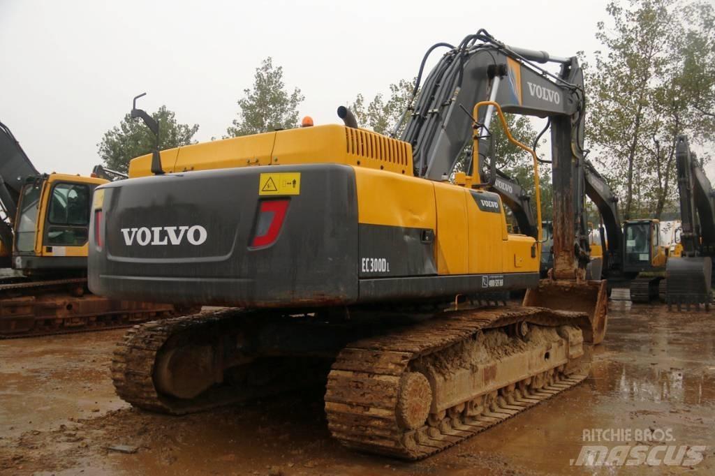 Volvo EC 300 Paletli ekskavatörler
