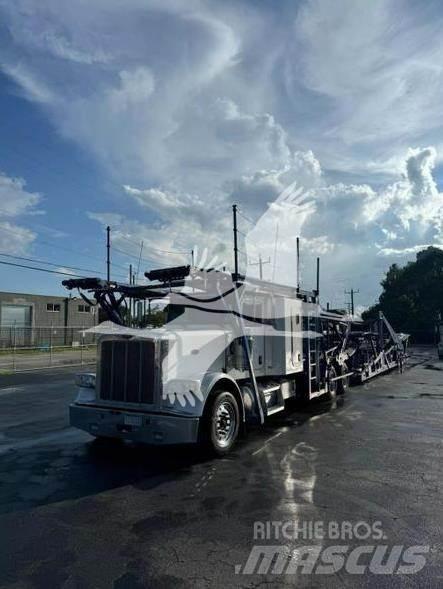 Peterbilt 388 Diger