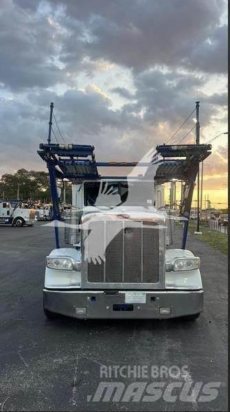 Peterbilt 388 Diger