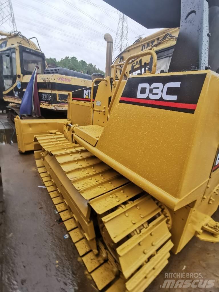 CAT D3C Paletli dozerler