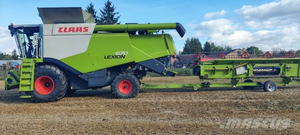 CLAAS Lexion 670 Biçerdöverler