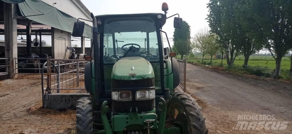 John Deere 5820 Traktörler